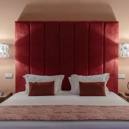 Bed & Breakfast Dear - Bordalo Palace Chiado Lisboa