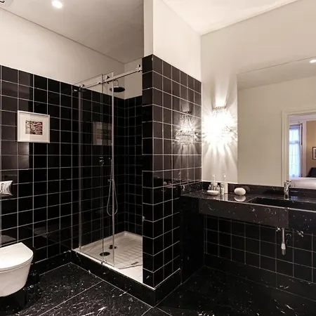 Bed & Breakfast Dear - Bordalo Palace Chiado Lisbona