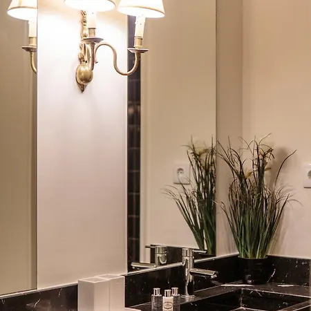 Bed & Breakfast Dear - Bordalo Palace Chiado