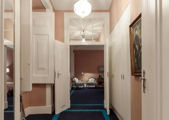 B&B Dear - Bordalo Palace Chiado 리스본